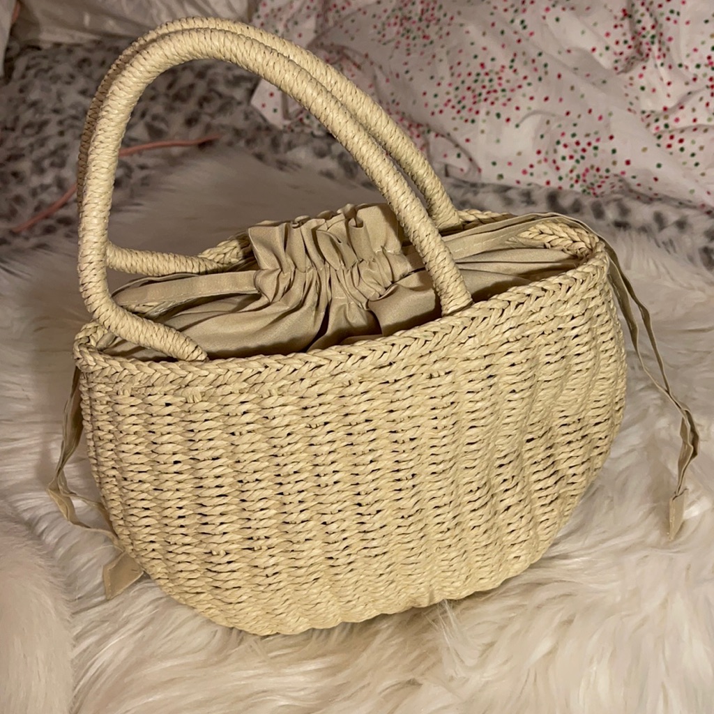 New Handmade Straw Purse